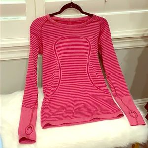 Lululemon long sleeve shirt. Size 8